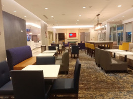 La Quinta Inn Suites By Wyndham Rock Hill inside