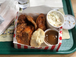 Hollywood Fried Chicken food