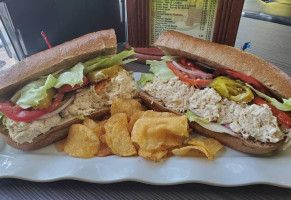 Franky's Deli Warehouse food