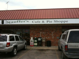 Stauffer's Cafe & Pie Shoppe outside