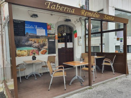 Taberna Remedio Santo food