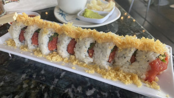 Yellowfinn Sushi Bar & Grill food