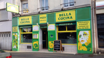 La Bella Cucina outside