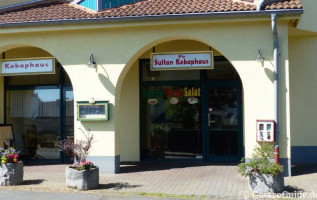 Pir Sultan Kebaphaus outside