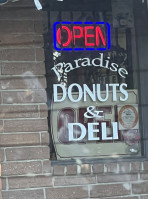 Paradise Donuts Deli food