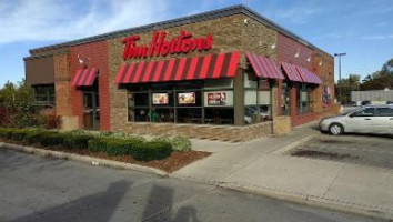 Tim Hortons outside