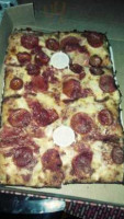 Belle Isle Pizza food