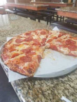 Ricco's Pizza food