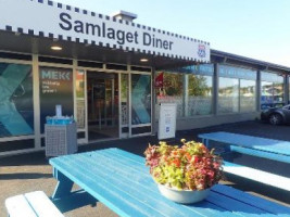 Samlaget Diner food