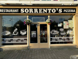 Sorrentos outside