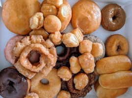 Midlothian Donuts food