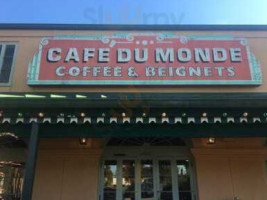 Cafe Du Monde food