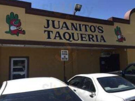 Juanito's Taqueria food