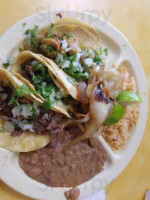 Juanito's Taqueria food