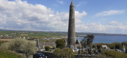 Ardmore Gallery And Tearoom food