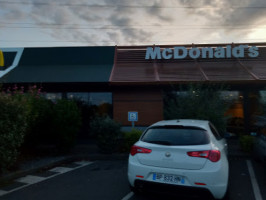 Mcdonald's outside