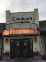 Cheddar's Scratch Kitchen food