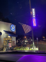 Mad Dog's Creamery Donuts outside