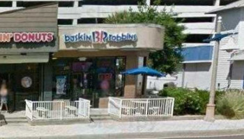 Baskin-robbins outside