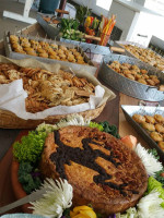 Anne's Custom Catering food