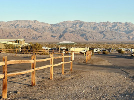 Stovepipe Wells Village inside