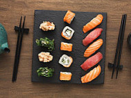 Sushi Hot Aasian Ravintola food