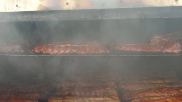 Porky's Blazin' -b-q food