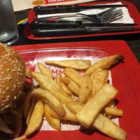 Red Robin Gourmet Burgers And Brews food