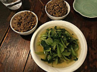 Wu Guan Tang Su Shi food