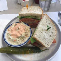 Abe's Kosher Delicatessen food