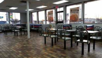 Taco Bell inside