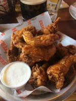 Hooters food