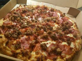 Uptown Pizza Company food