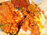 Nasi Lemak Ayam Berempah 88 food