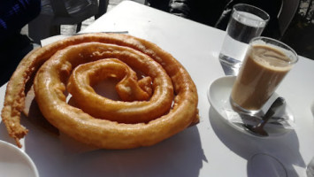 Cafetería Churrería Antonio food