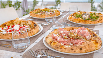 Blanco Beach Club Messina food