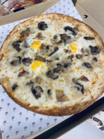 Romanpizza food