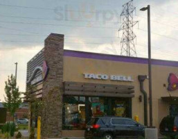 Taco Bell outside