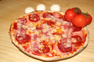 Presto Pizza Cedofeita food