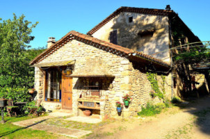 La Corniche Des Cevennes outside