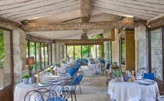 La Bastide De Marie inside