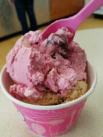 Baskin Robbins food