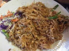 Phonthip Style Thai food