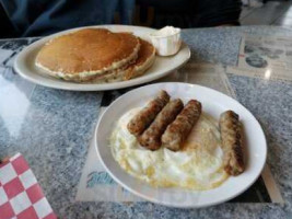 Buddy's Diner food