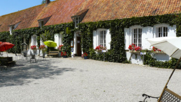 Ferme De La Raterie outside