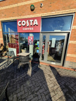 Costa Coffee outside