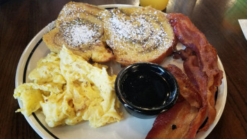 Corner Bakery food