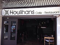 Houlihans people