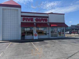 Five Guys Burger And Fries food