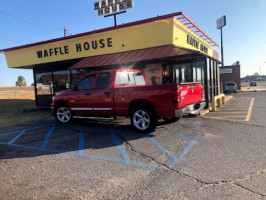 Waffle House outside